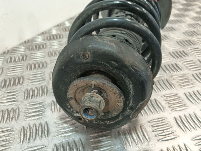 Recambio de amortiguador delantero derecho para peugeot 207 cc referencia OEM IAM   
