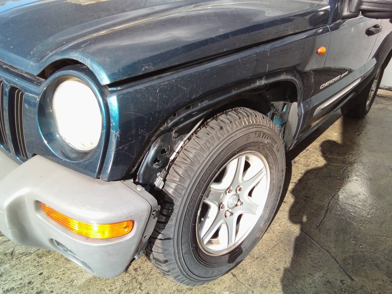 Recambio de aleta delantera izquierda para jeep cherokee (kj) 2.5 crd cat referencia OEM IAM 55177101AE  