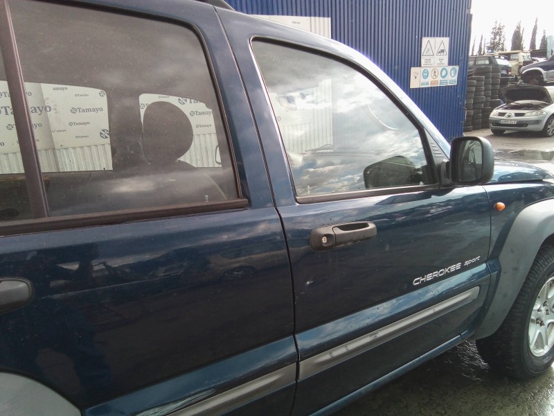 Recambio de puerta delantera derecha para jeep cherokee (kj) 2.5 crd cat referencia OEM IAM 55176890AG  