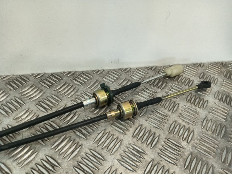 Recambio de varilaje cambio para dodge caliber 2.0 16v crd cat referencia OEM IAM 5062132AB  