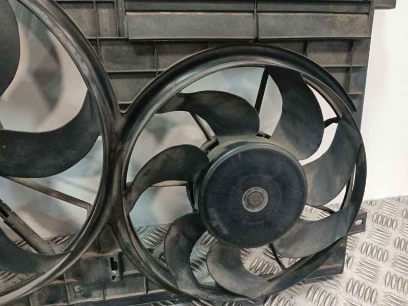 Recambio de electroventilador para volkswagen golf v (1k1) 2.0 tdi 16v referencia OEM IAM 1K0121207AA 1K0121205G 1355D300191