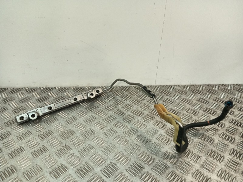 Recambio de rampa inyectora para toyota c-hr (_x1_) 1.8 hybrid (zyx10_, zyx11_) referencia OEM IAM 2381437100  