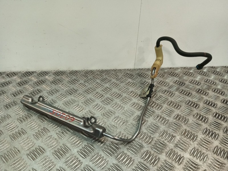 Recambio de rampa inyectora para toyota c-hr (_x1_) 1.8 hybrid (zyx10_, zyx11_) referencia OEM IAM 2381437100  