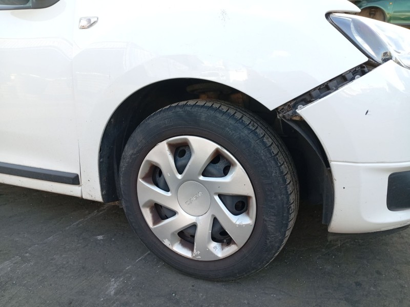 Recambio de paso de rueda delantero derecho para dacia logan ii tce 90 referencia OEM IAM 638404363R  