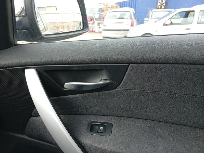 Recambio de maneta interior delantera derecha para bmw x3 (e83) 3.0 d referencia OEM IAM 51413403802  