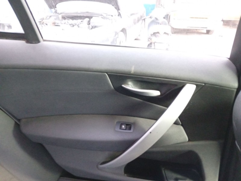 Recambio de maneta interior trasera izquierda para bmw x3 (e83) 3.0 d referencia OEM IAM 51413403801  