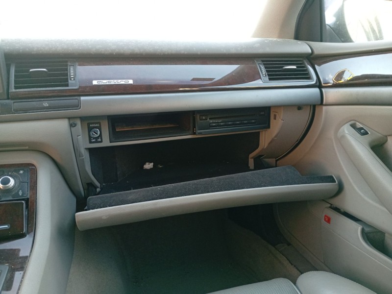 Recambio de guantera para audi a8 d3 (4e2, 4e8) 4.2 tdi quattro referencia OEM IAM 4E1858134D24A  