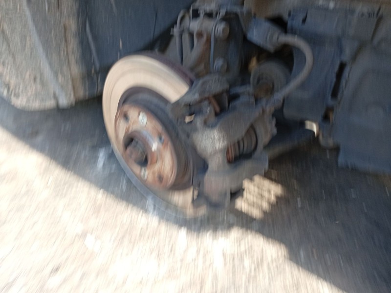 Recambio de pinza freno delantera derecha para dacia sandero ii (b8_) 1.5 dci referencia OEM IAM 410016069R VERE7155 