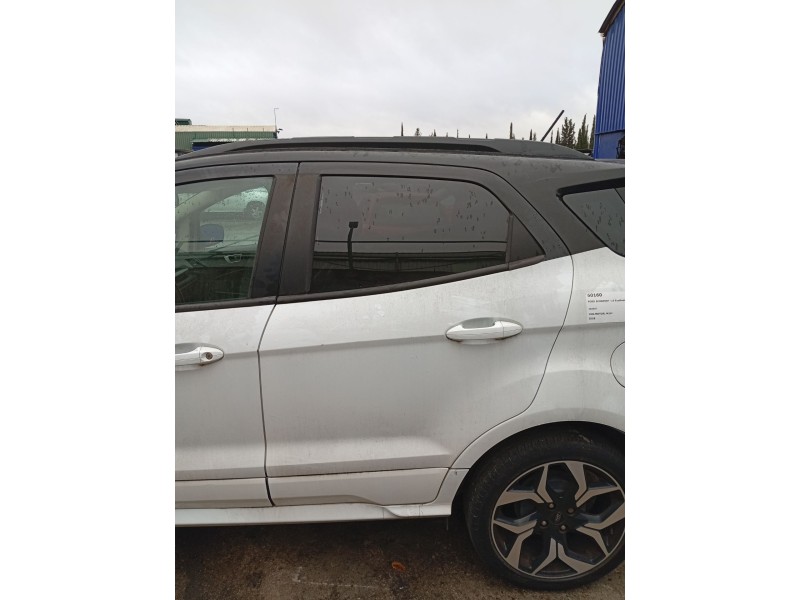 Recambio de puerta trasera izquierda para ford ecosport 1.0 ecoboost referencia OEM IAM 2405092  