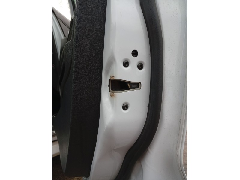 Recambio de cerradura puerta delantera derecha para ford ecosport 1.0 ecoboost referencia OEM IAM 2333349  