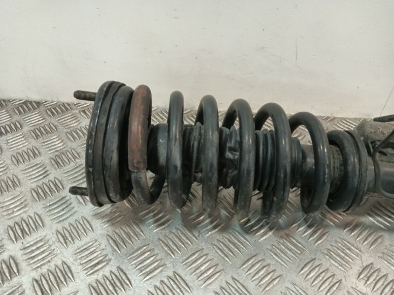 Recambio de amortiguador delantero derecho para kia opirus 3.5 v6 cat referencia OEM IAM   