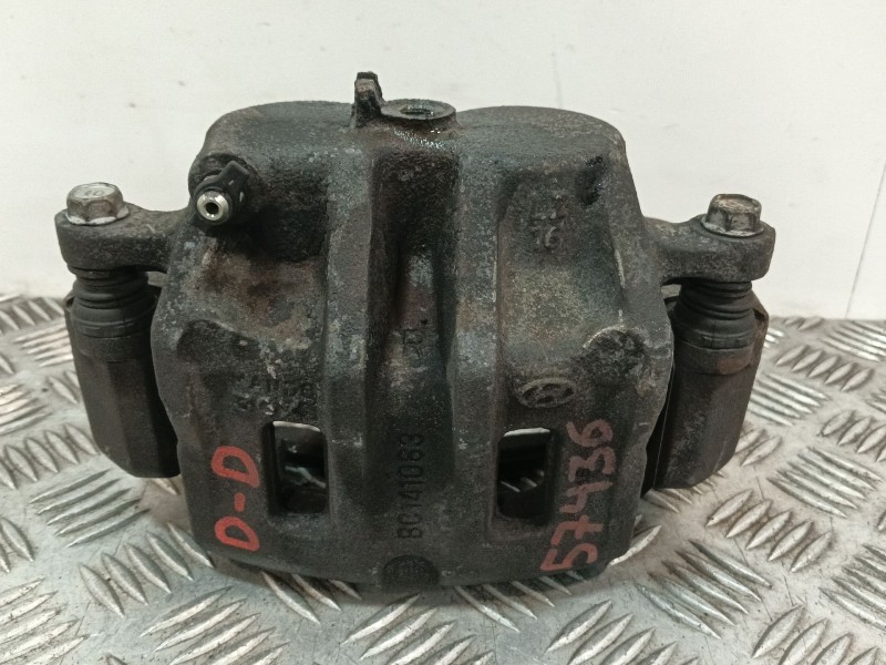 Recambio de pinza freno delantera derecha para kia opirus 3.5 v6 cat referencia OEM IAM BC141063  
