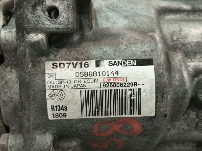 Recambio de compresor aire acondicionado para dacia duster referencia OEM IAM 926006229R  