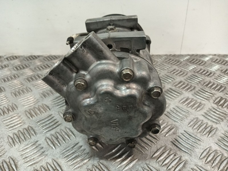 Recambio de compresor aire acondicionado para dacia duster referencia OEM IAM 926006229R  