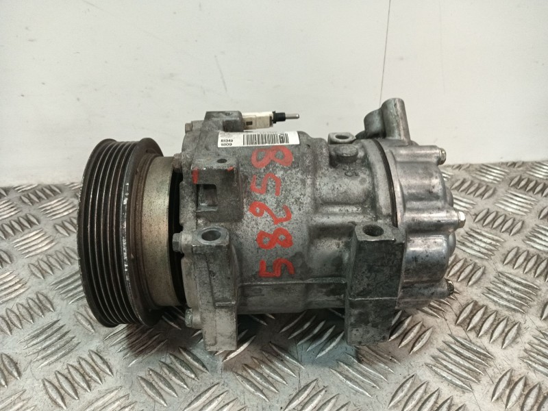 Recambio de compresor aire acondicionado para dacia duster referencia OEM IAM 926006229R  