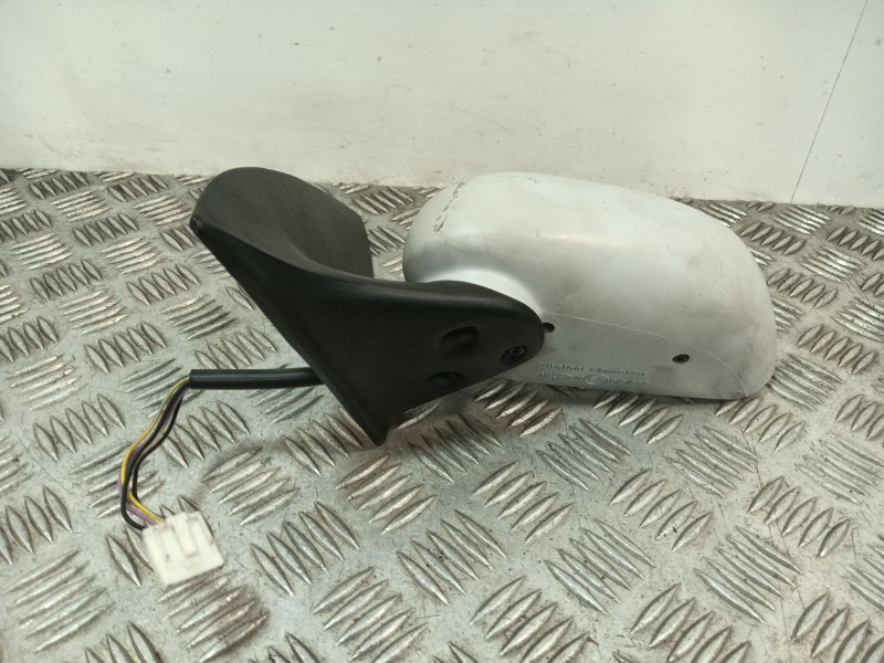 Recambio de retrovisor izquierdo para fiat bravo (182) 1.9 turbodiesel referencia OEM IAM E30151682  
