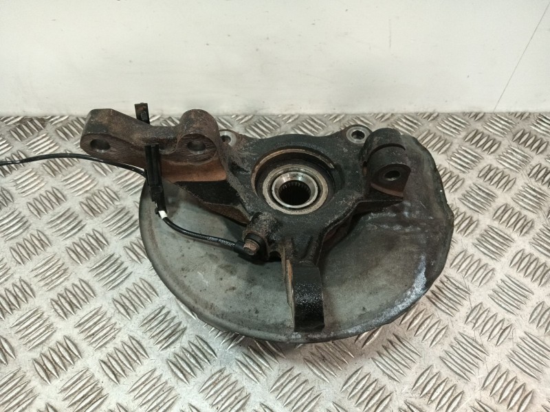 Recambio de mangueta delantera izquierda para mitsubishi lancer berlina (cy0) referencia OEM IAM   