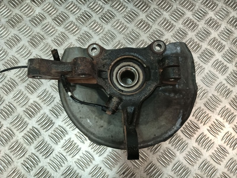 Recambio de mangueta delantera izquierda para mitsubishi lancer berlina (cy0) referencia OEM IAM   