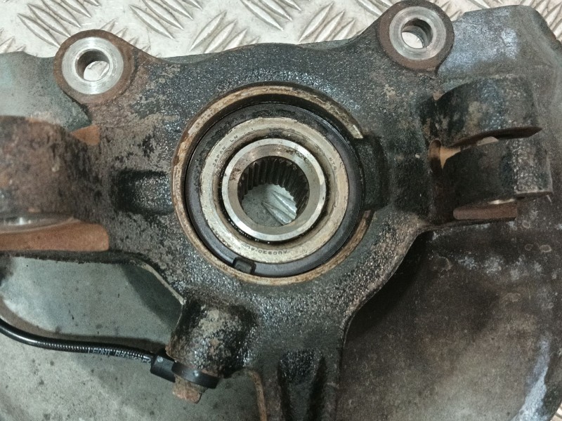 Recambio de mangueta delantera izquierda para mitsubishi lancer berlina (cy0) referencia OEM IAM   
