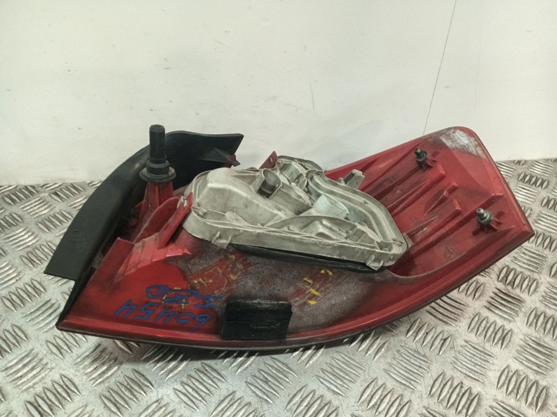 Recambio de piloto trasero izquierdo para audi a3 (8p1) 2.0 tdi 16v referencia OEM IAM 8P0945095 084411955L 