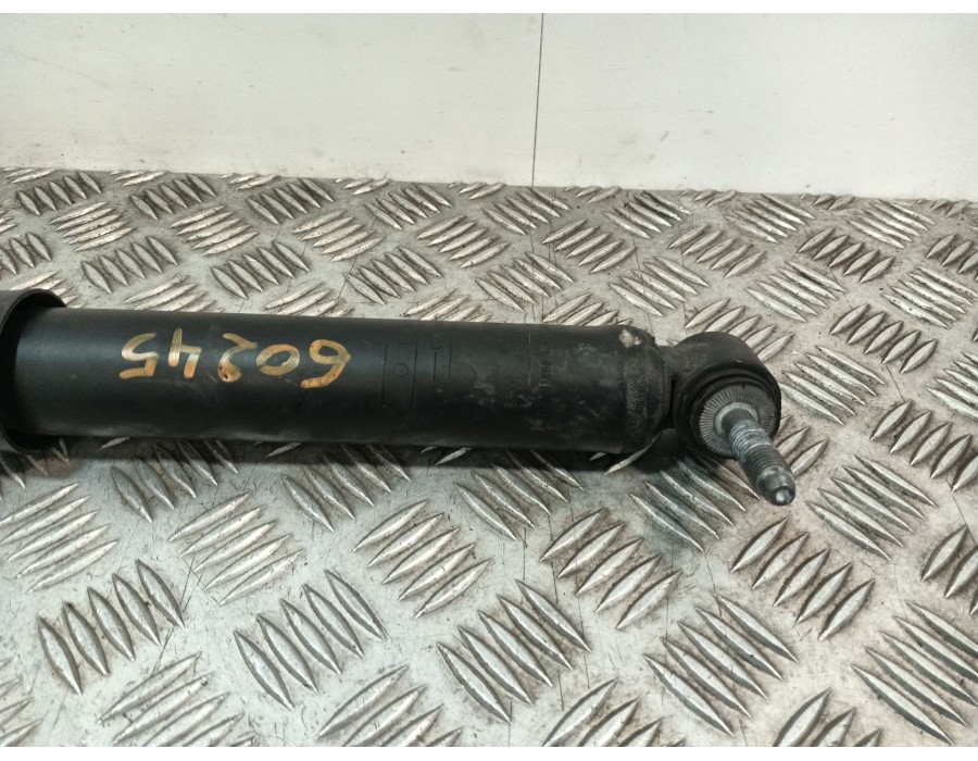 Recambio de amortiguador trasero izquierdo para renault scénic iv (j9_) 1.5 dci 110 referencia OEM IAM   