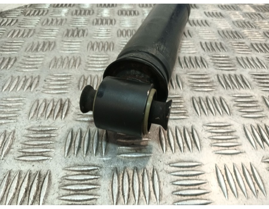Recambio de amortiguador trasero izquierdo para renault scénic iv (j9_) 1.5 dci 110 referencia OEM IAM   