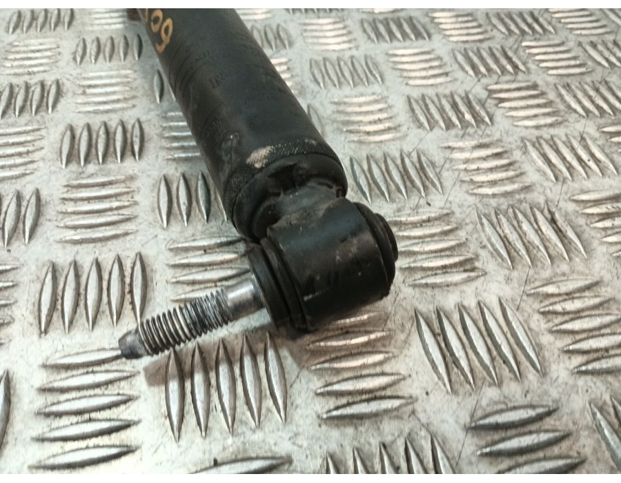 Recambio de amortiguador trasero izquierdo para renault scénic iv (j9_) 1.5 dci 110 referencia OEM IAM   