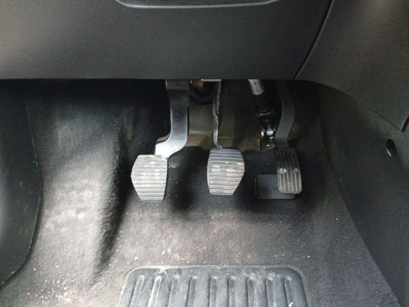 Recambio de pedal embrague para citroën c3 iii (sx) 1.2 puretech 82 referencia OEM IAM 2127EJ  