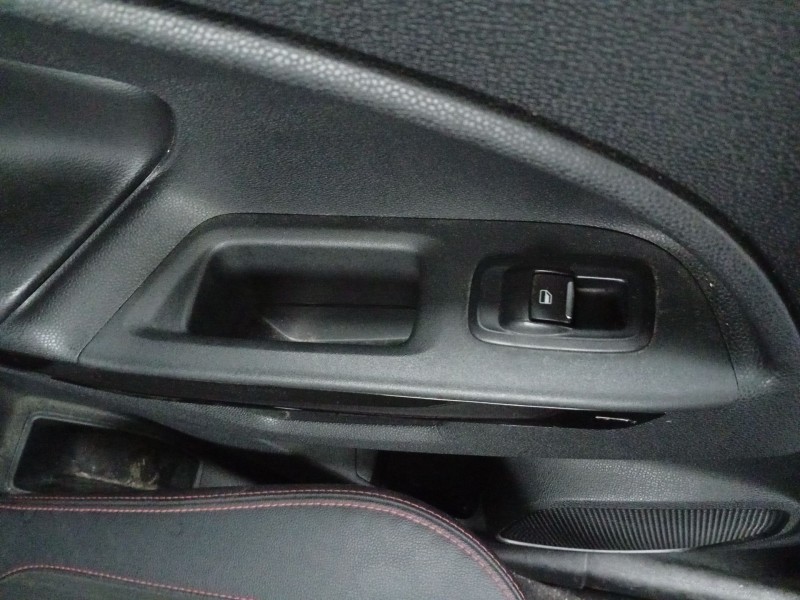 Recambio de mando elevalunas trasero izquierdo para ford ecosport 1.0 ecoboost referencia OEM IAM 2092818  
