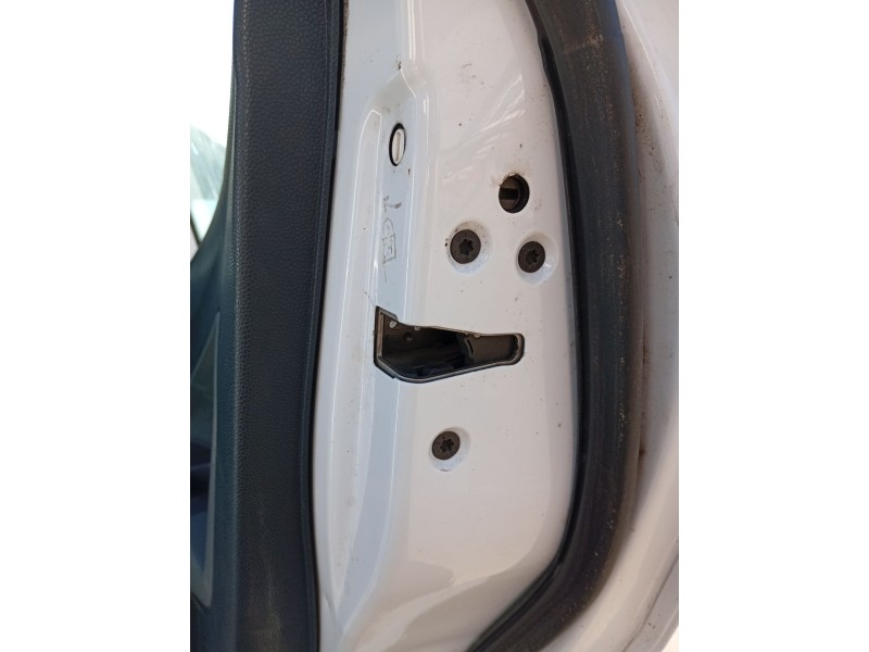 Recambio de cerradura puerta trasera derecha para ford fiesta vi (cb1, ccn) 1.25 referencia OEM IAM 2053473  