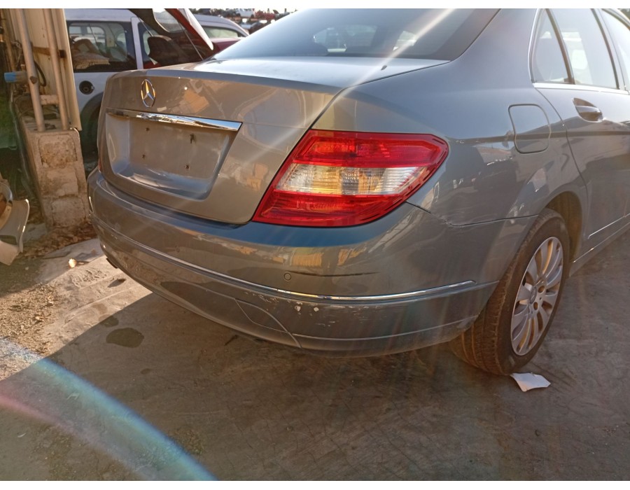 Recambio de paragolpes trasero para mercedes-benz clase c (w204) c 200 cdi (204.001) referencia OEM IAM 20488013409999  