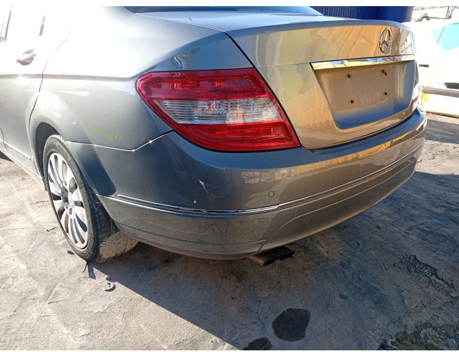 Recambio de paragolpes trasero para mercedes-benz clase c (w204) c 200 cdi (204.001) referencia OEM IAM 20488013409999  