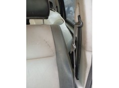 Recambio de cinturon seguridad delantero izquierdo para jeep grand cherokee iii (wh, wk) 3.0 crd 4x4 referencia OEM IAM 1CL65ZJ3