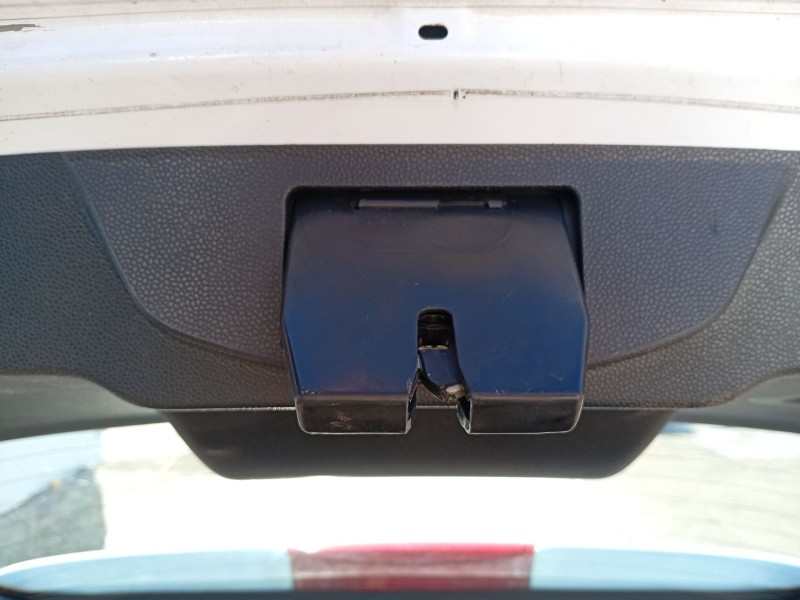 Recambio de cerradura maletero / porton para ford fiesta vi (cb1, ccn) 1.25 referencia OEM IAM 1761865  