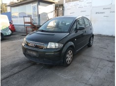 audi a2 (8z0) del año 2001 2