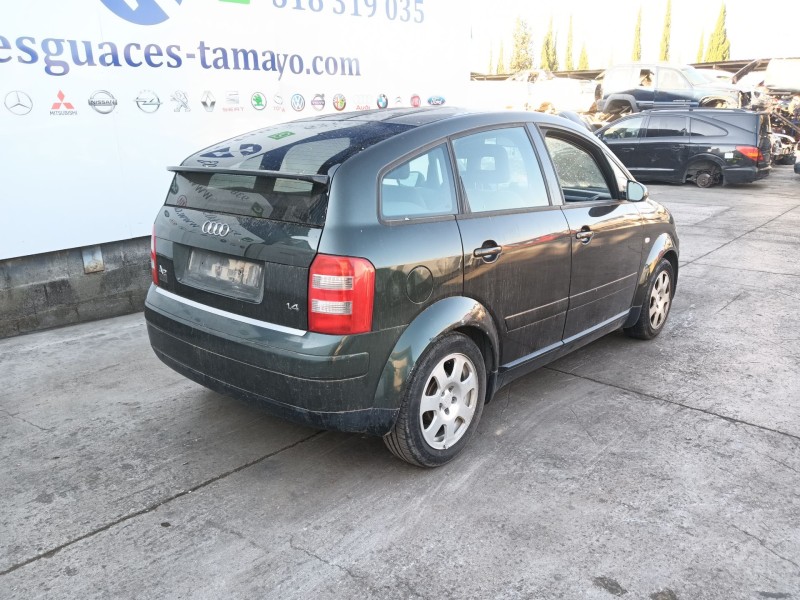 audi a2 (8z0) del año 2001