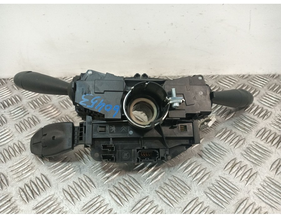 Recambio de mando multifuncion para citroën c3 ii (sc_) 1.1 i referencia OEM IAM 96667323XT 0430760015 96637240XT