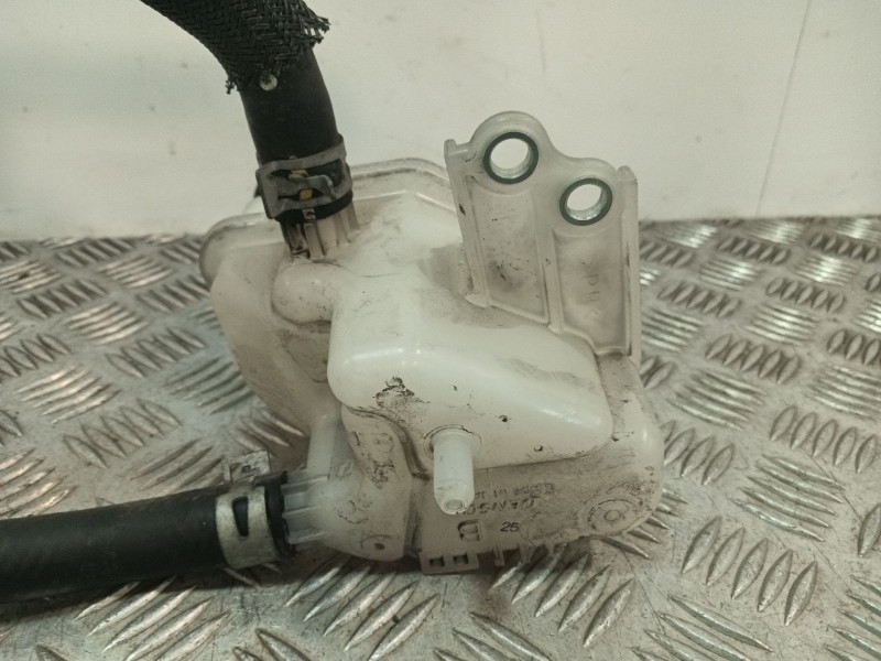 Recambio de deposito expansion para toyota yaris (_p13_) 1.5 hybrid (nhp130_) referencia OEM IAM G92A052010  