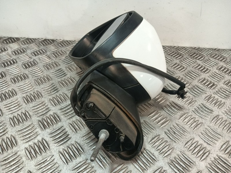 Recambio de retrovisor izquierdo para citroën c3 ii (sc_) 1.1 i referencia OEM IAM 232676023  