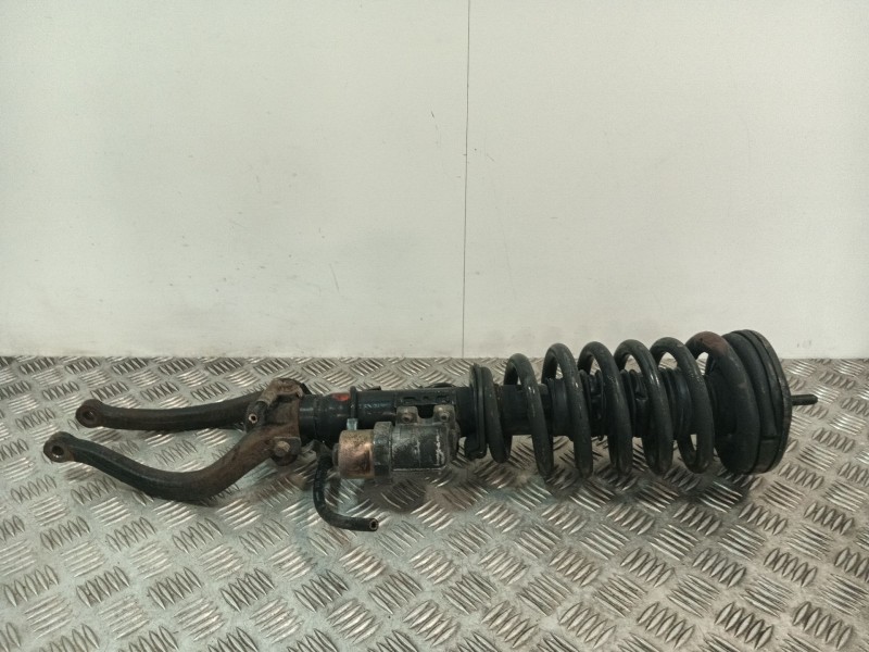 Recambio de amortiguador delantero izquierdo para kia opirus 3.5 v6 cat referencia OEM IAM 546113F300  