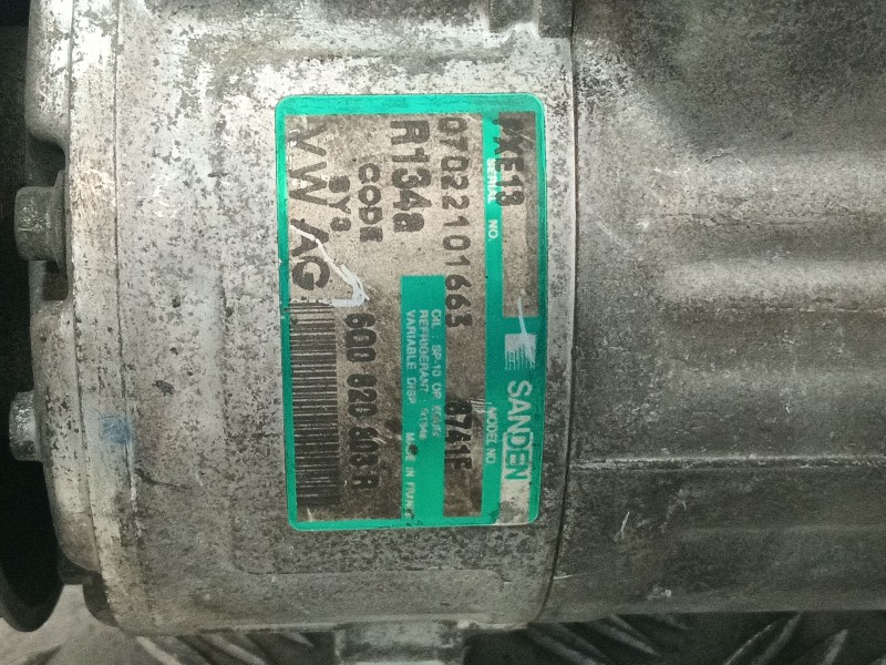 Recambio de compresor aire acondicionado para volkswagen polo iv (9n_, 9a_) 1.4 16v referencia OEM IAM 6Q0820803R  