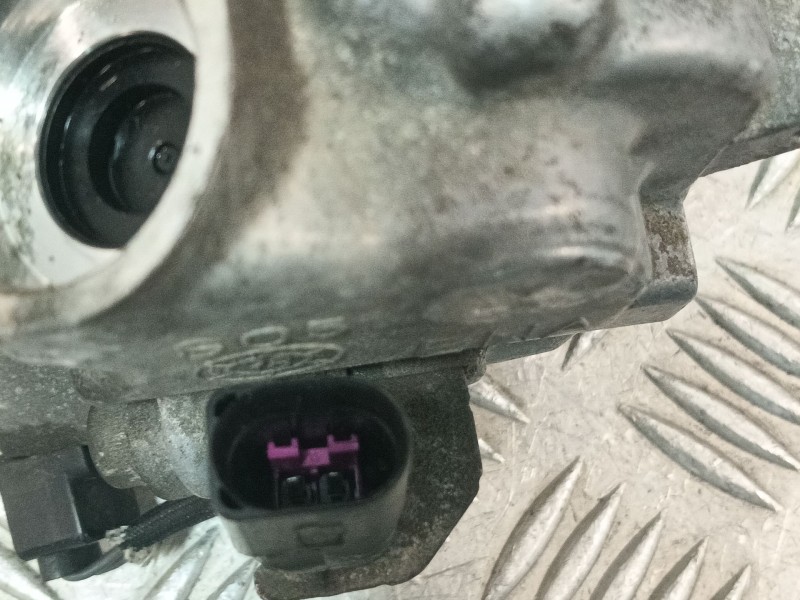 Recambio de compresor aire acondicionado para volkswagen polo iv (9n_, 9a_) 1.4 16v referencia OEM IAM 6Q0820803R  