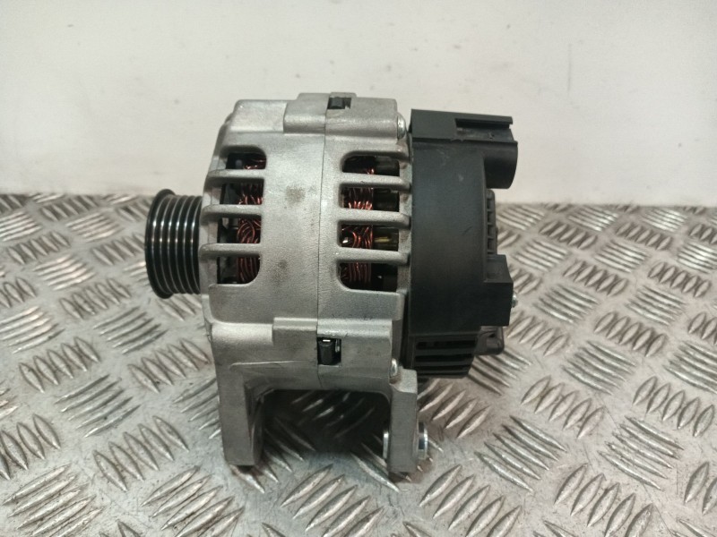 Recambio de alternador para seat ibiza iv (6j5, 6p1) 1.2 referencia OEM IAM 8EL012426761 03D903025J 03D903025H