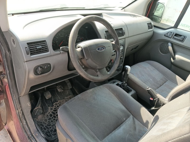 ford tourneo connect del año 2006