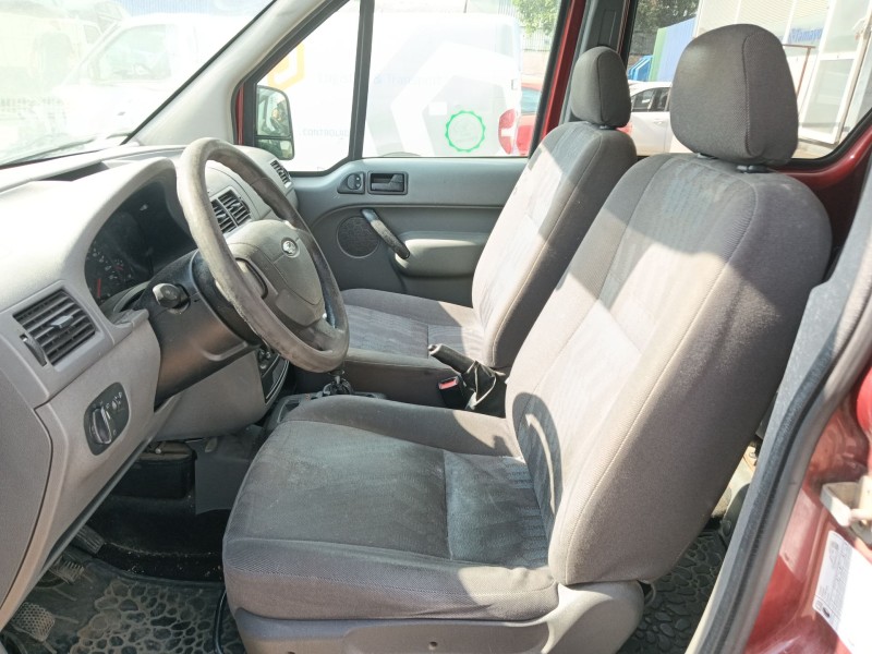 ford tourneo connect del año 2006