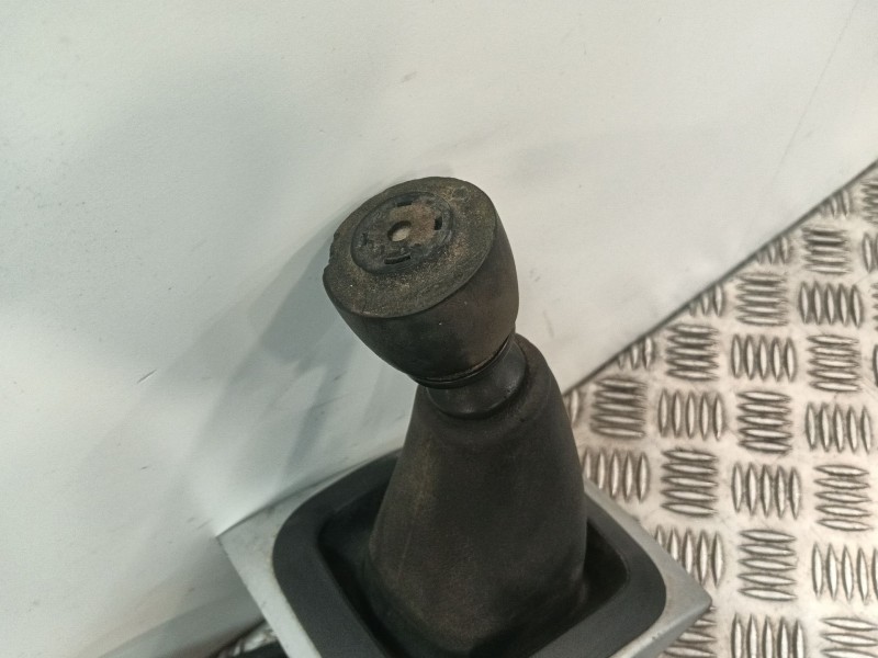Recambio de palanca cambio para dodge caliber 2.0 16v crd cat referencia OEM IAM 05062112AC  
