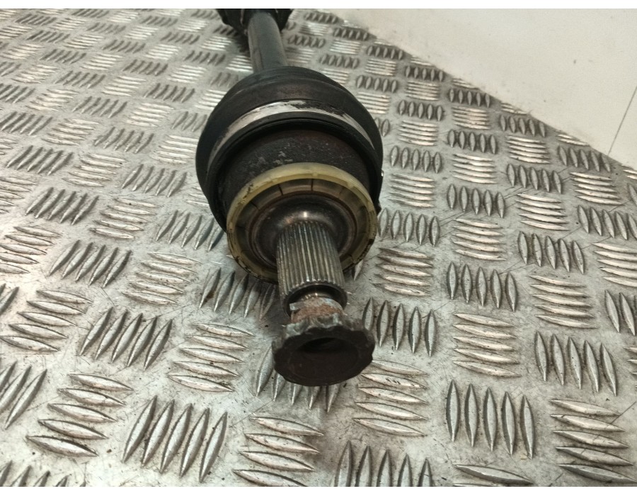 Recambio de transmision delantera izquierda para volkswagen polo iv (9n_, 9a_) 1.4 16v referencia OEM IAM 6QD407271B 6QD407272B 