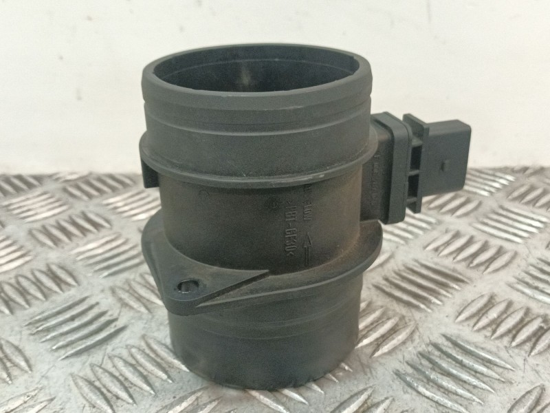 Recambio de caudalimetro para audi a3 sportback (8pa) 2.0 tdi 16v referencia OEM IAM 03G906461 0281002735 