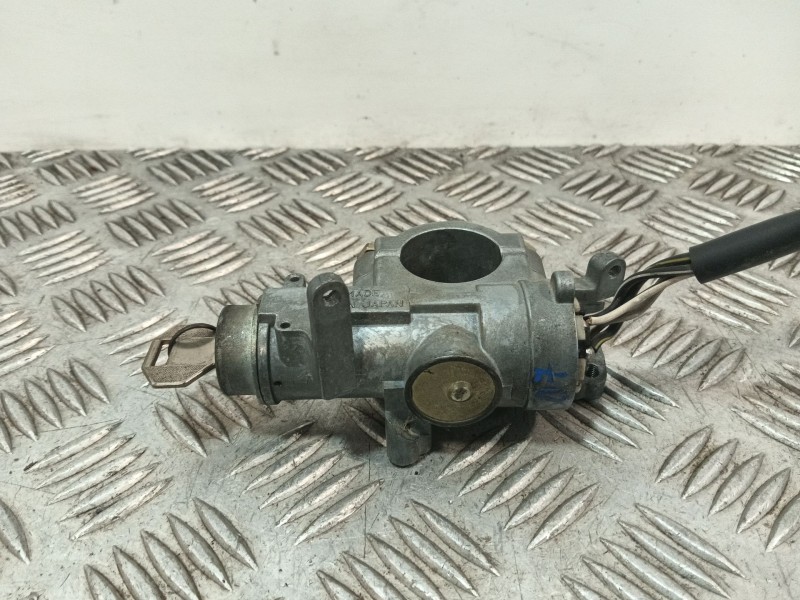Recambio de clausor para suzuki swift gti referencia OEM IAM 3710082200 3710078473 