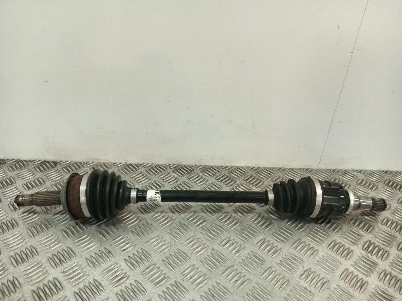 Recambio de transmision delantera izquierda para toyota yaris (_p13_) 1.5 hybrid (nhp130_) referencia OEM IAM 434200D640  